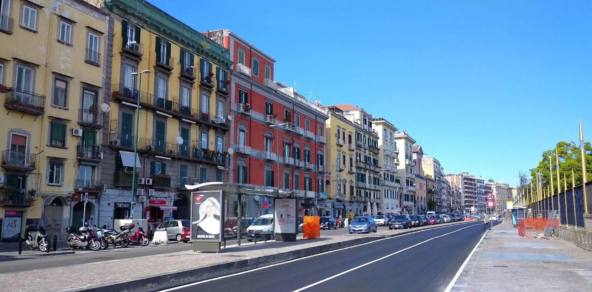 Real Passeggio Di Napoli Bed & Breakfast Italy